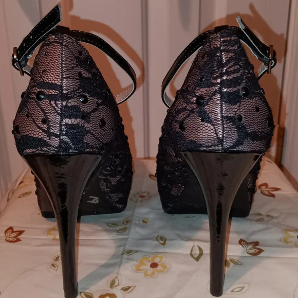 Madeline Girl Heels Date Night Girls Night Heels - Picture 3 of 13